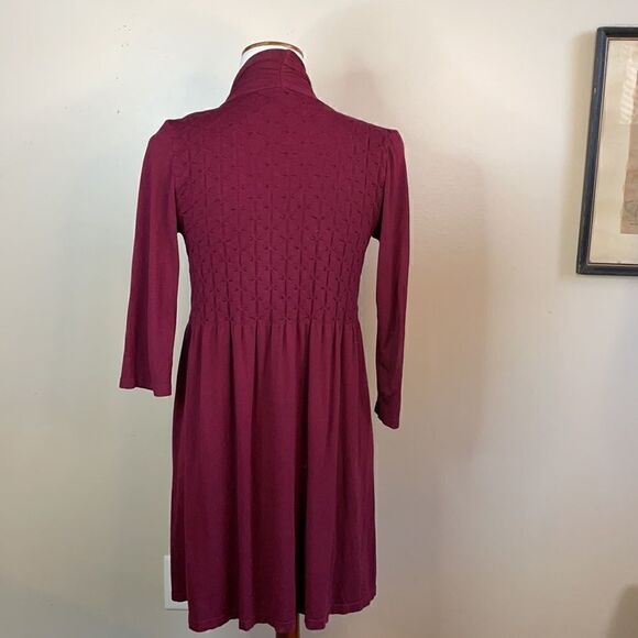 M.Rena Burgundy Long Open Lightweight Top (Size: Small) - Picture 3 of 14